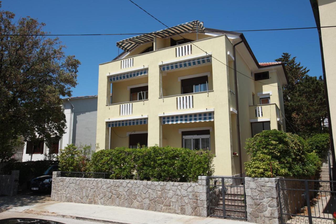 Studio Apartments Cavrak With Terrace Baška Exterior foto