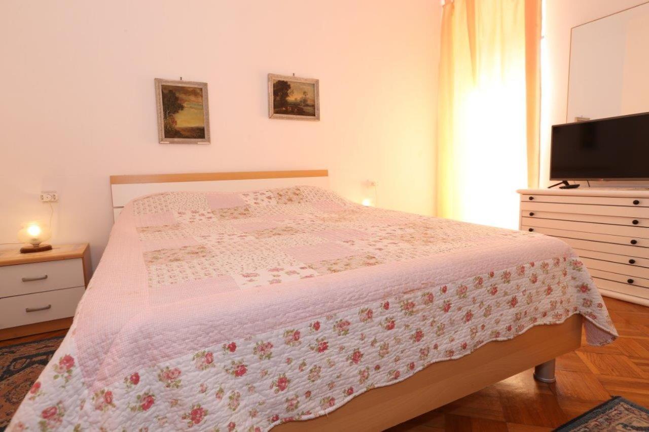 Studio Apartments Cavrak With Terrace Baška Exterior foto