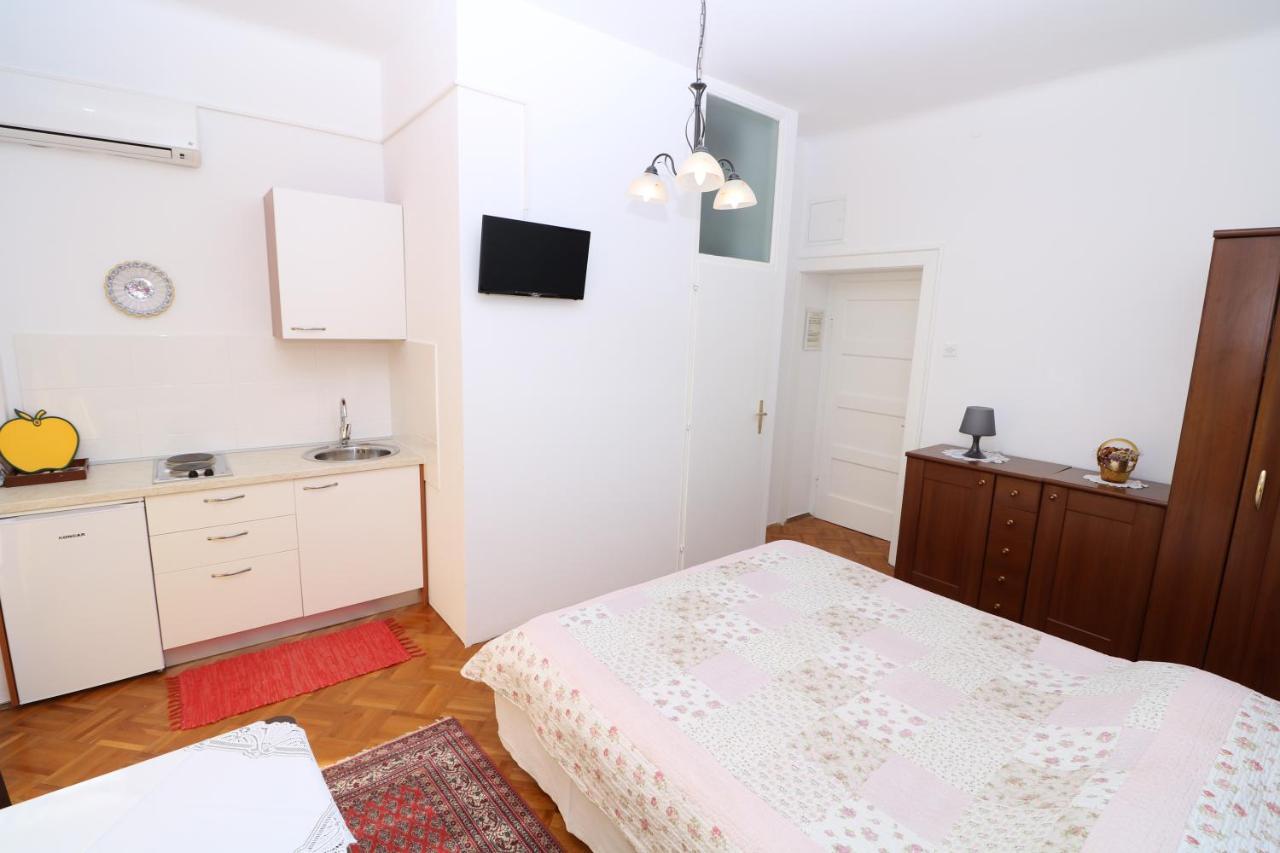 Studio Apartments Cavrak With Terrace Baška Exterior foto
