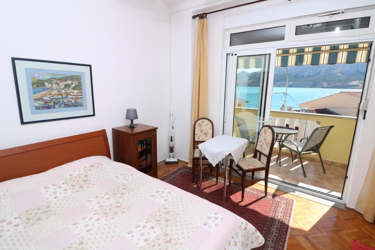 Studio Apartments Cavrak With Terrace Baška Habitación foto