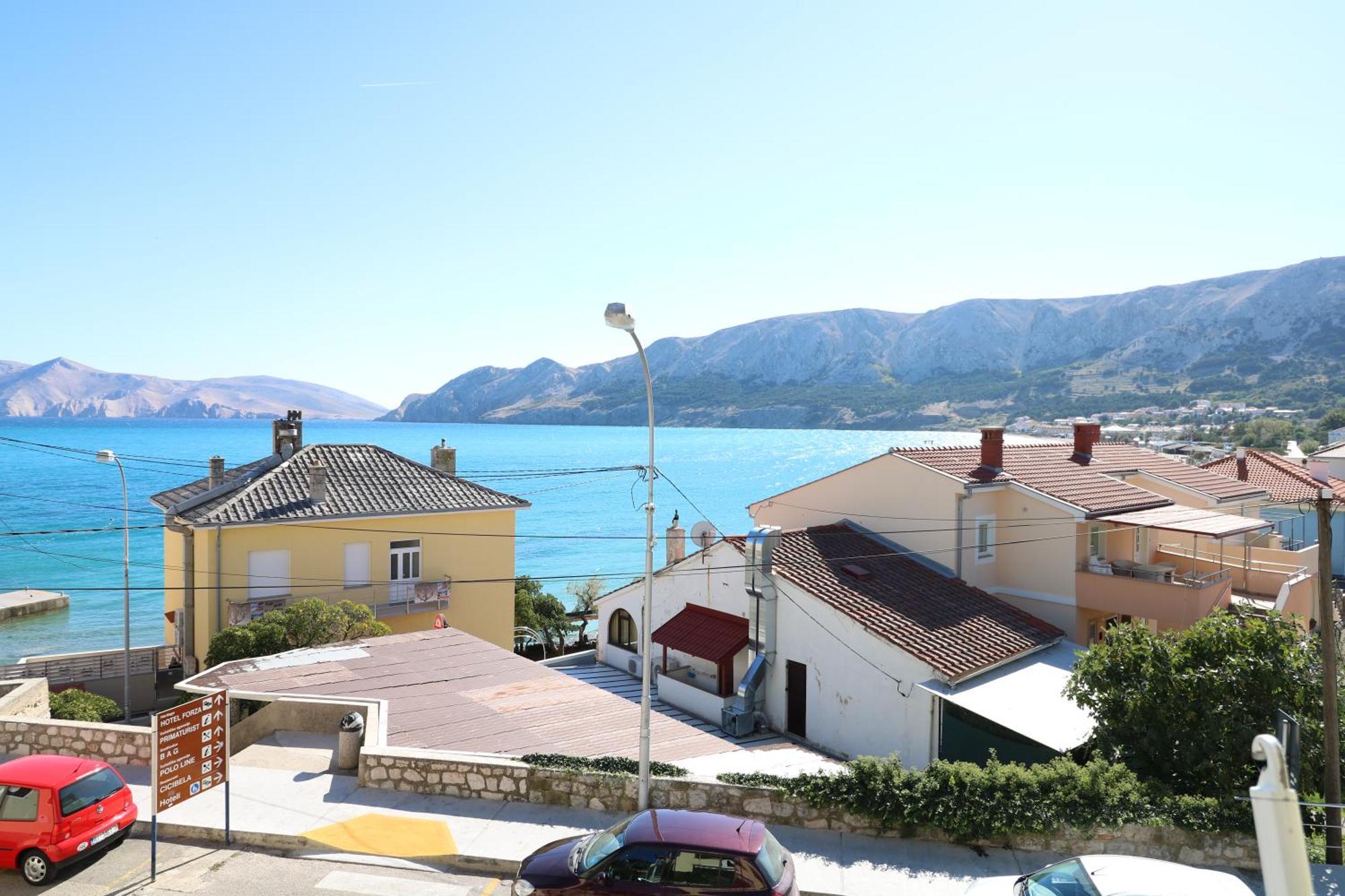 Studio Apartments Cavrak With Terrace Baška Habitación foto