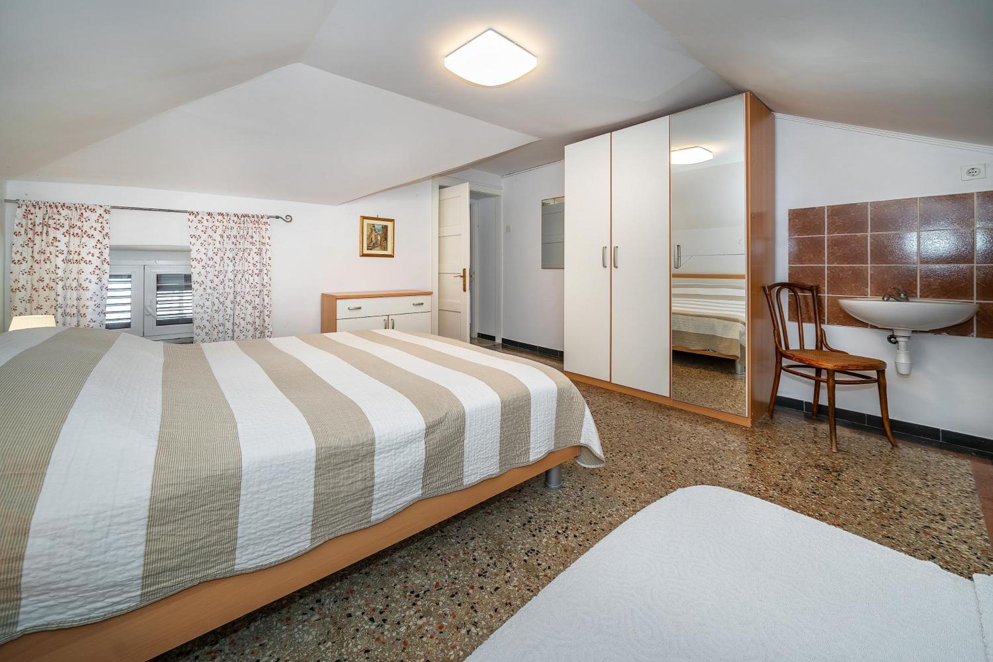 Studio Apartments Cavrak With Terrace Baška Exterior foto